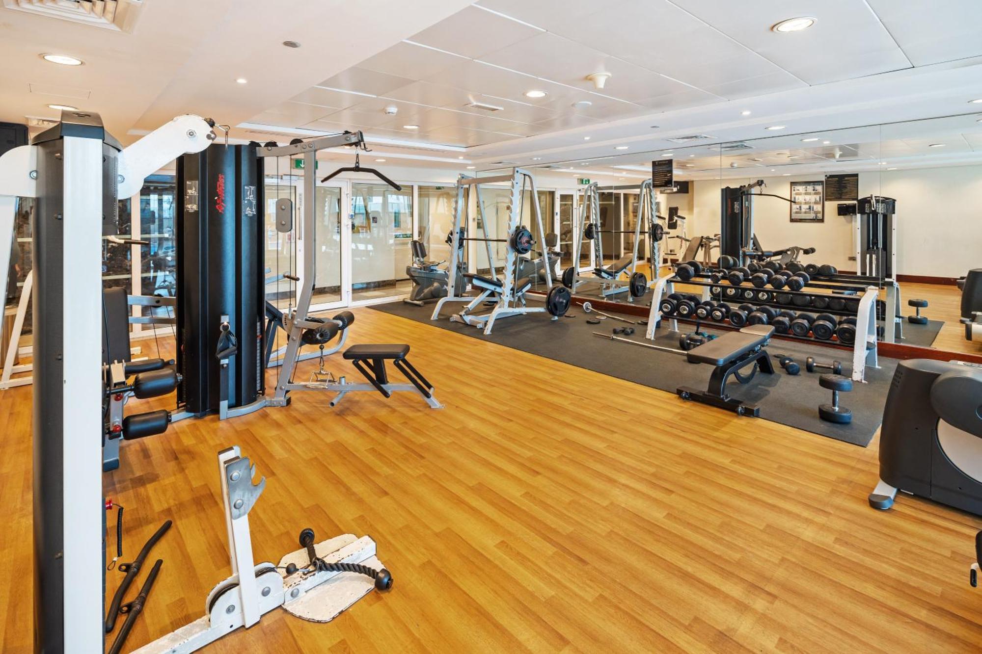 Modern & Spacious 2-Bed Condo With Panoramic Lake Views, Dual Balconies, Steps From Dubai Jlt Metro By "La Buena Vida Holiday Homes" Zewnętrze zdjęcie