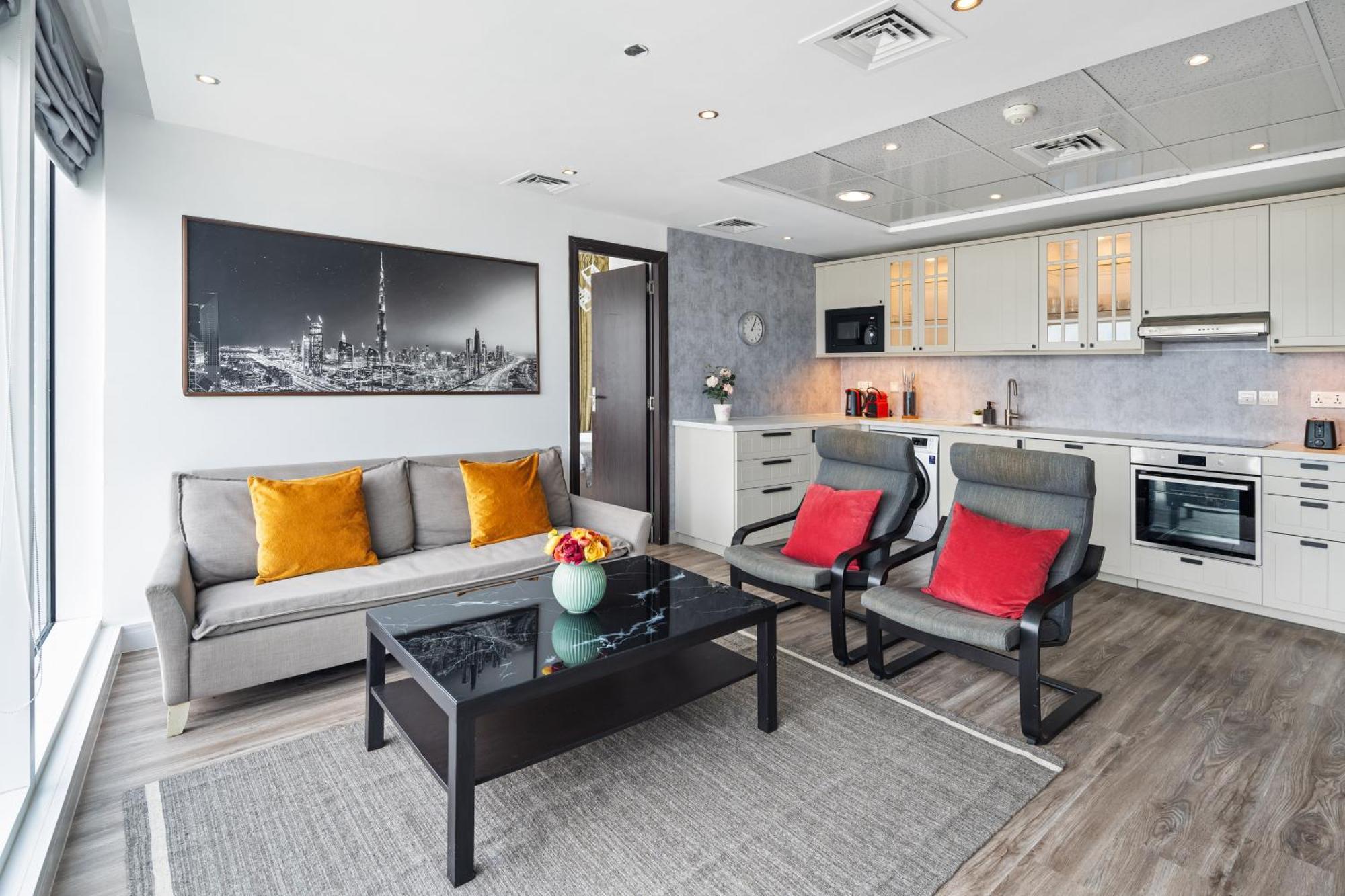 Modern & Spacious 2-Bed Condo With Panoramic Lake Views, Dual Balconies, Steps From Dubai Jlt Metro By "La Buena Vida Holiday Homes" Zewnętrze zdjęcie