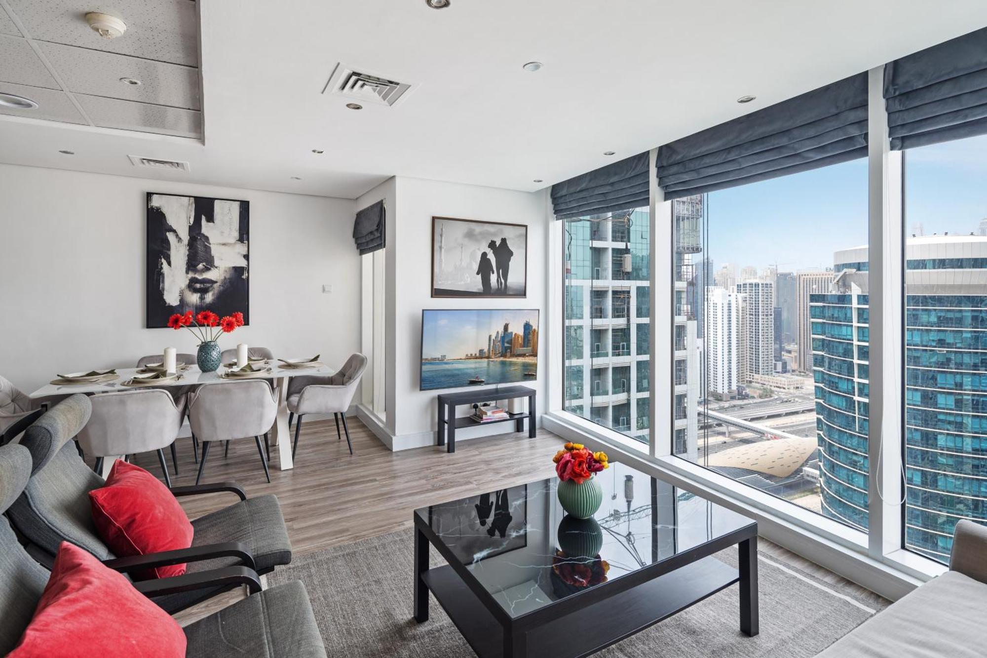 Modern & Spacious 2-Bed Condo With Panoramic Lake Views, Dual Balconies, Steps From Dubai Jlt Metro By "La Buena Vida Holiday Homes" Zewnętrze zdjęcie